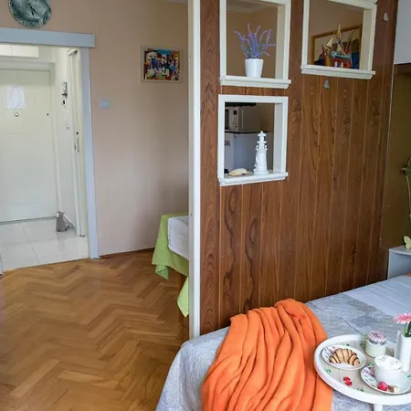 Apartment Meli *